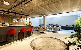 The Amberlyn Suite Hotel